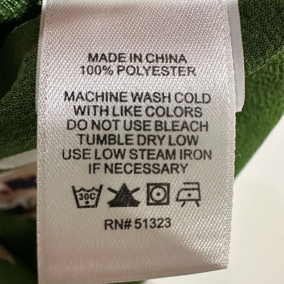 1. State Green Floral Camisole Top Size M - Picture 6 of 6